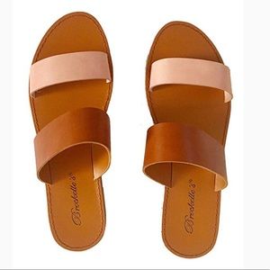 🆕Breckelle’s Kylee Double Strap Slip on Color Block Sandals